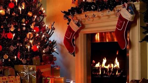 Traditional Christmas Carols Fireplace Christmas Tree Youtube