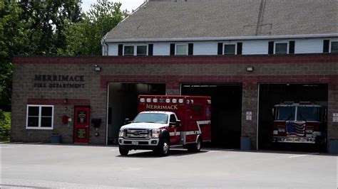 Merrimack Nh Fire Department Ambulance 1 Responding Youtube