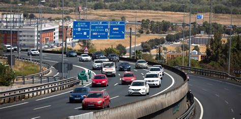 Dice el PP que habrá peajes en las autovías y el PSOE lo desmiente