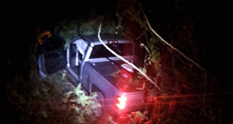 Camioneta Provoca Choque Por La Carretera A Las Glorias