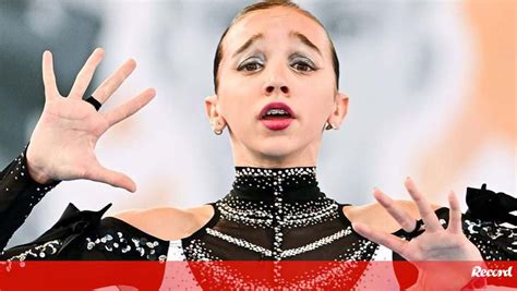 Portuguesa De Anos Campe Mundial J Nior De Patinagem Art Stica