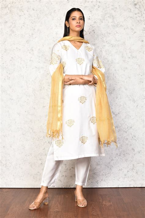 Buy White Kurta And Pant Taffeta Silk Embroidery Floral Flower Set For