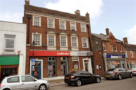 Property For Sale Leasehold High Street, BAGSHOT, Surrey | Propertylink