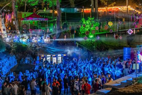 Dancing Till Dawn at a Music Festival in Albania - The New York Times