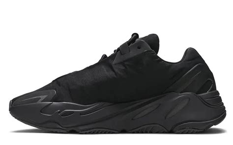 Adidas Yeezy Boost 700 Mnvn Triple Black Collectie Sneakerstad