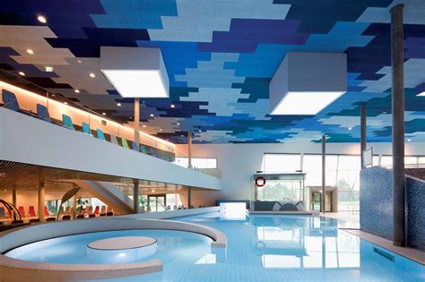 Therme Oberlaa In Wien Fliesen Und Platten Sport Freizeit Baunetz