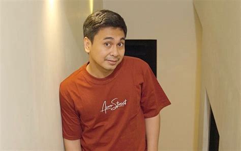 Raditya Dika Pertanyakan Alasan Namanya Jadi Trending Twitter Ternyata