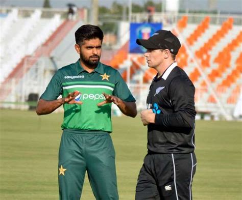 New Zealand To Return Pakistan For 2 Tests 8 Odis And 5 T20i Matches