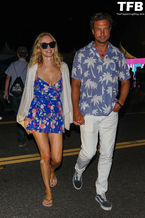 Heather Graham Sexy (43 Photos) - Sexy e-Girls🔞