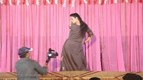 Alisha Malik Strange Stunt NEw Dance In Pashto Stage Show YouTube