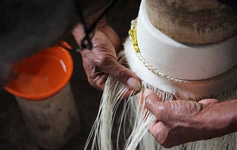 Elaboran Una Valla Con 340 Mandalas De Paja Toquilla Intercultural