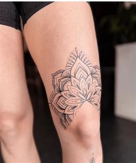 Unique And Trending Knee Tattoos For Women With Pictures