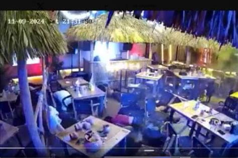 Video Masacre En Bar Los Cantaritos De Quer Taro Deja Muertos Y