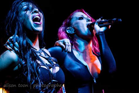 ALISON TOON PHOTOGRAPHER Heidi Shepherd And Carla Harvey Vocals