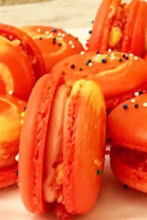 These Flamin Hot Cheetos Limón Macarons Will Have You Screaming Get