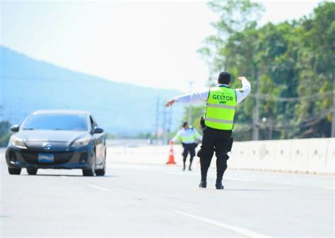 Gobierno brinda seguridad vial y saca de circulación a conductores