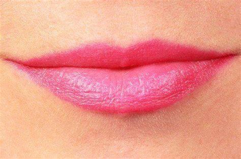 Tuesday Tutorial How To Create The Perfect Cupids Bow Makeup