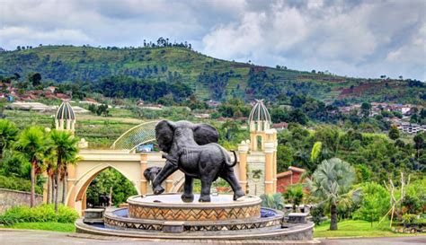 Kampung Gajah Wonderland Bandung Indonesia | Tour Indonesia