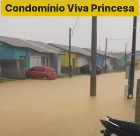 Condom Nio Da Prestes Construtora Alagado Pela Chuva E Moradores