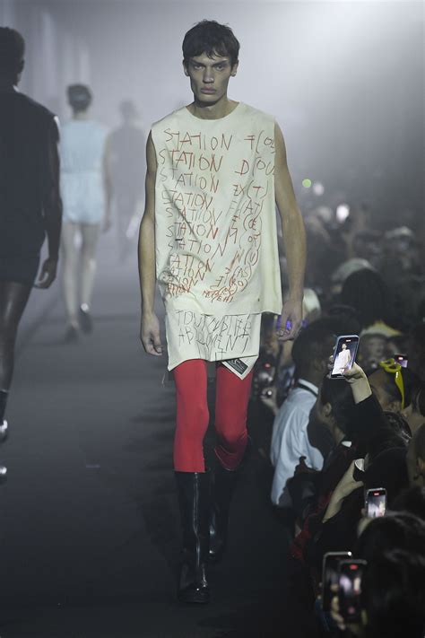 Raf Simons Spring Ready To Wear Collection Artofit