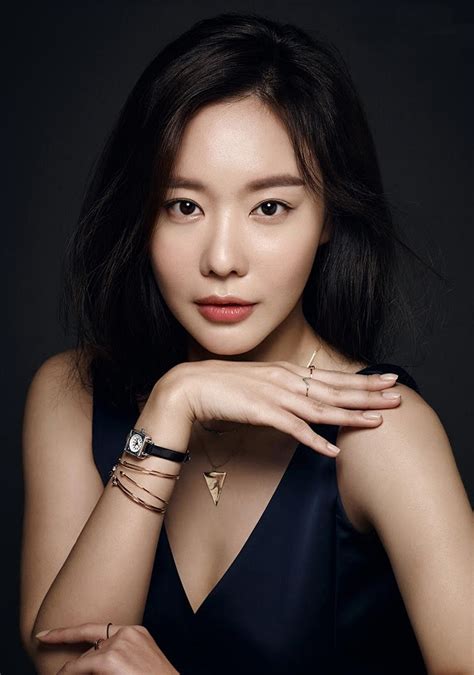 Downloadwanted Kim Ah Jung Kim Ah Joong Goes Sexy For Cosmopolitan Daily K Pop News