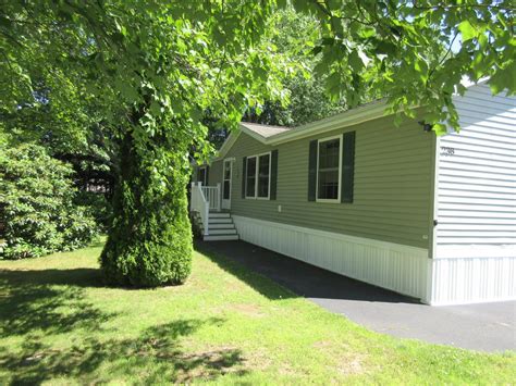 Double Wide Manufactured Home Scarborough Me Mobile Home For Sale In Scarborough Me 1104525