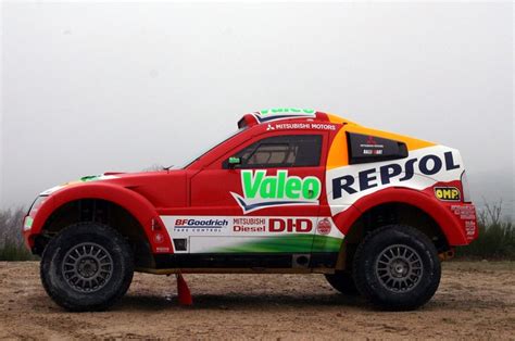 Lean Mean And Now More Green Dakar Mitsubishi Ralliart Dune