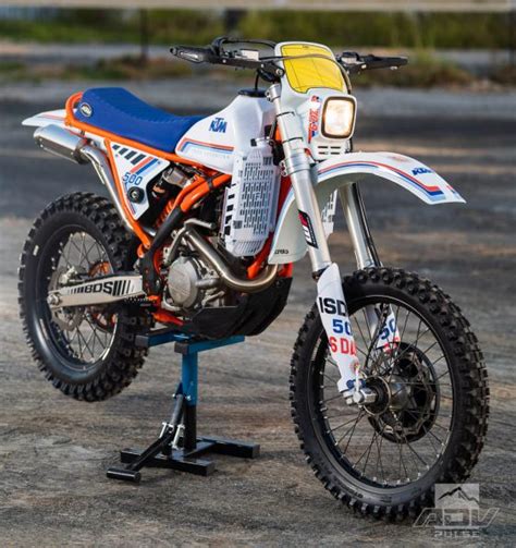 Ktm 500 Exc Six Days Modern Meets Retro In This Tasty Vinduro Build