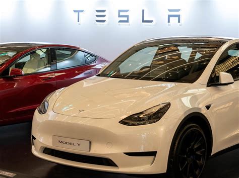 Model Y maksaa Kiinassa nyt 17 000 euroa vähemmän kuin Suomessa