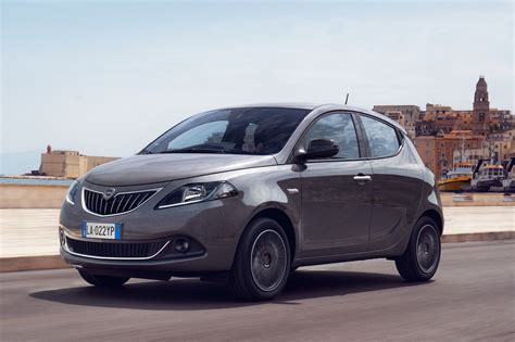 Foto La Gamma Della Lancia Ypsilon Si Rinnova Alvolante It