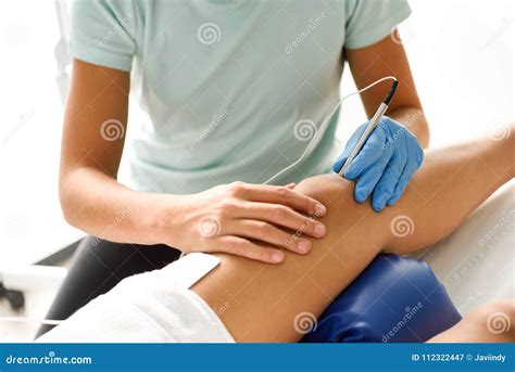 Acupuncture On The Knee Treatment Of Osteoarthritis In The Knee