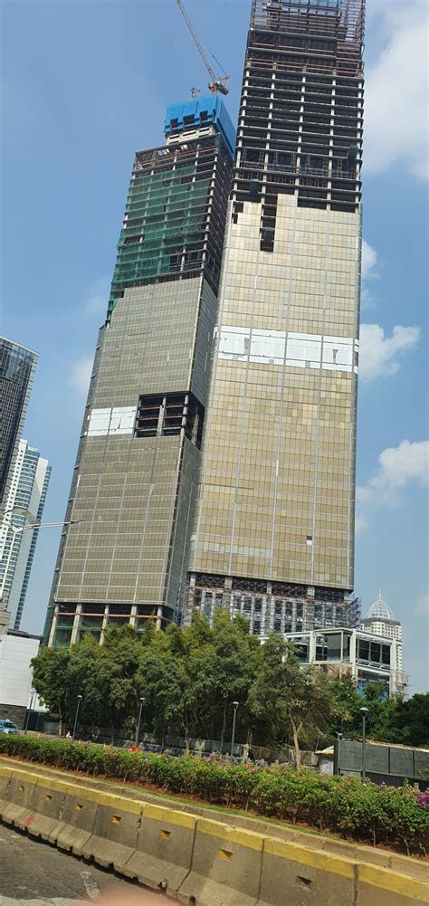 雅加达 Indonesia 1 Towers 303m X 2 994ft X 2 64 Fl 60 Fl 在建 第