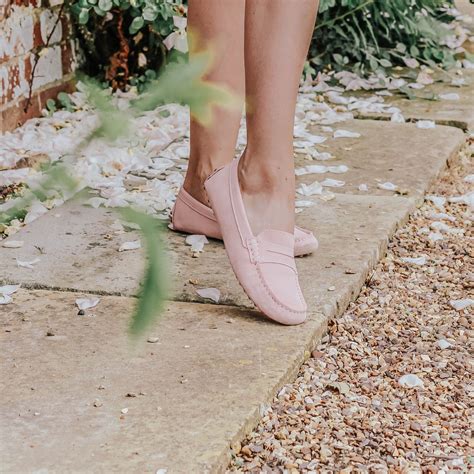 Hugs & Co. Ice Pink Shoes with @aglassofice