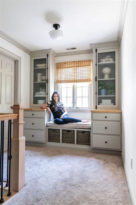 Create The Perfect Window Seat With Bookshelves For Cozy Reading