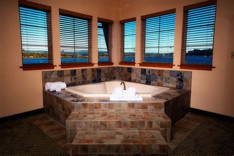 THE 37 BEST Oregon Coast Hotels with Jacuzzi Suites ️ 2025