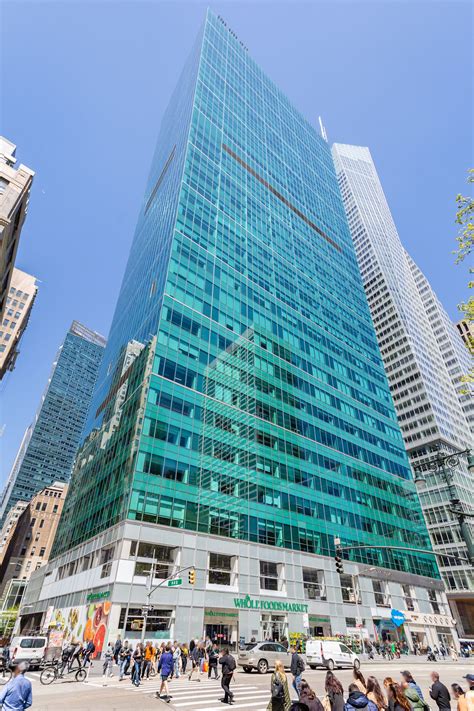 Salesforce Tower 1095 Avenue Of The Americas New York Ny Commercial Space For Rent Vts