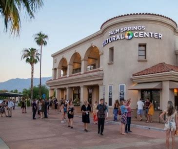 The Palm Springs Cultural Center - Office du tourisme des USA