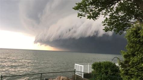 Lake Erie Water Level At Record High Cbc News