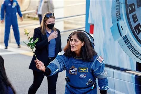 Watch Video Indian Origin Sunita Williams Makes History With Third