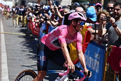 Giro Al Friulano Milan La Volata Della Seconda Tappa Notizie Ansa It