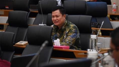 Anaknya Aniaya Pacar Sampai Tewas PKB Resmi Nonaktifkan Edward Tannur