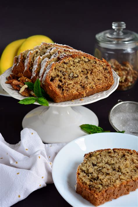 Chlebek bananowy z orzechami i wiórkami kokosowymi przepis