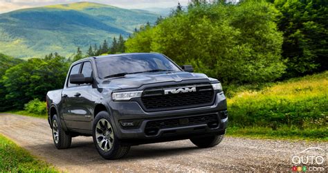 2025 Ram 1500 Ramcharger Plug In Hybrid Truck Unveiled Car News Auto123