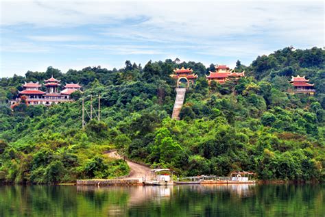 Top 6 Pagodas in Hue City