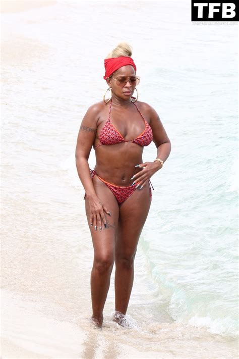 Mary J Blige On Beach 108 Pics Everydaycum💦 And The Fappening ️