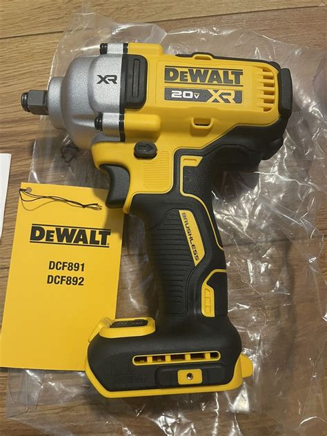 DeWalt DCF891B 20V MAX XR 1 2 Impact Wrench W Hog Ring Anvil 5 0