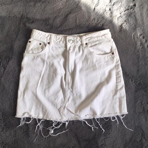 On Hold White Zara Denim Mini Skirt With Frayed Depop