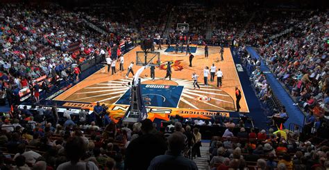 Fans are complaining about ticket prices for Mohegan Sun Arena concerts 21