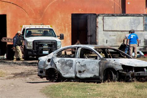 Grupo Tiburón contra Cártel Santa Rosa de Lima la guerra que asola