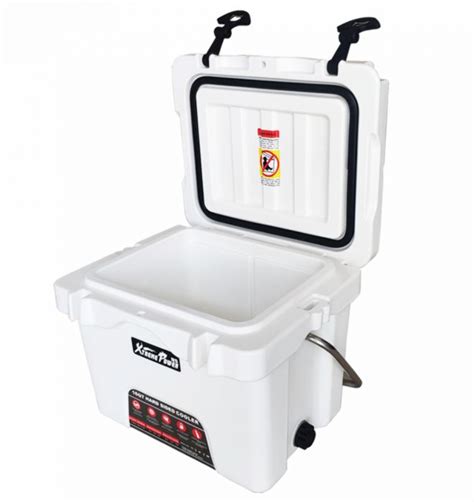 Xp 16qt Roto Molded Cooler White Ngc Industries